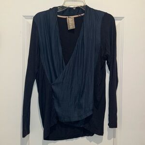 Anthropologie DOLAN Women’s Faux Wrap Navy Long Sleeve Top. Size‎ Medium